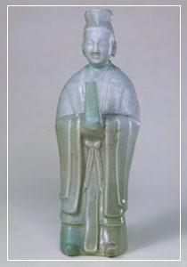 五代：始烧天青釉
